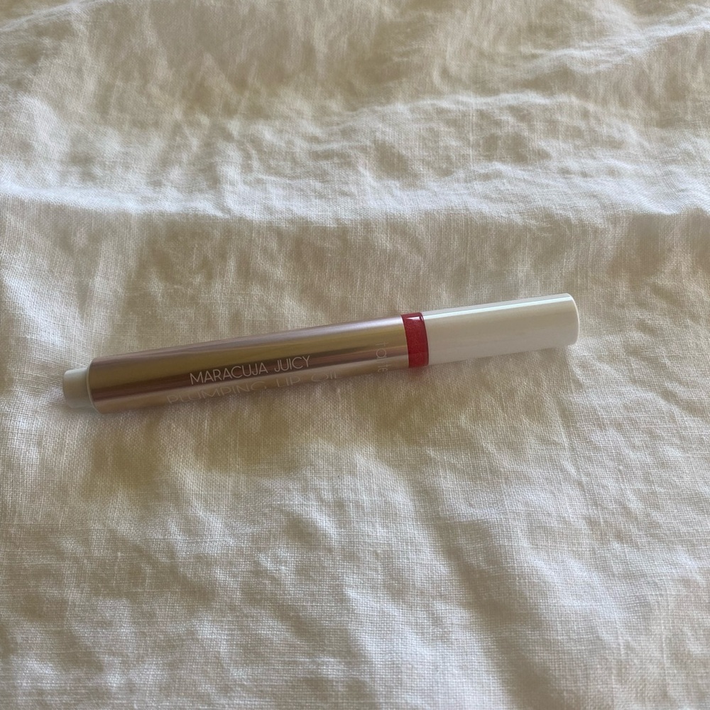 Tarte maracuja juicy plumping lip oil